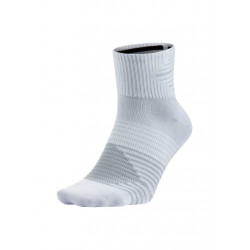 Nike Dri-Fit Lightweight Quarter Chaussettes running - Blanc