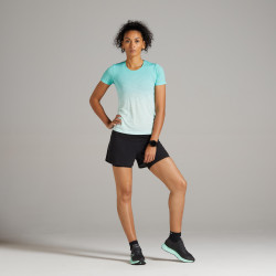 SHORT RUNNING FEMME AVEC CUISSARD INTÉGRÉ 2 EN 1 KIPRUN NOIR